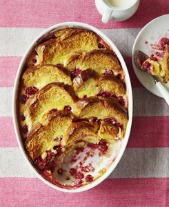Food styling: Bread Andbutter Pudding