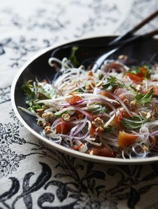 Food styling: Glass Noodle Salad 164