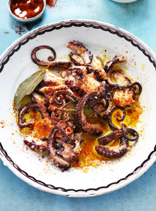 Food styling: Pulpo A La Feria